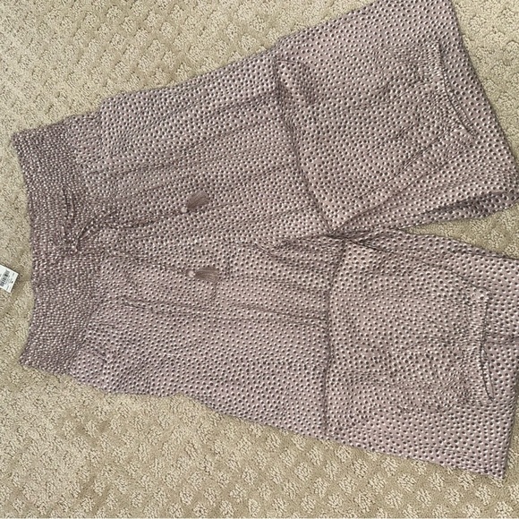 Aerie Women’s Gauze Light Weight Jogger - Picture 7 of 14